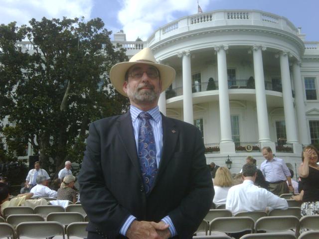 Scott Lissner in front of the White House